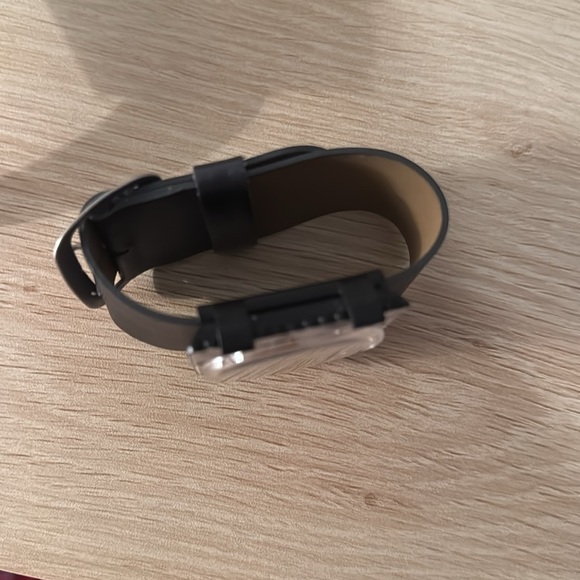 Watch - Picture 2 of 3